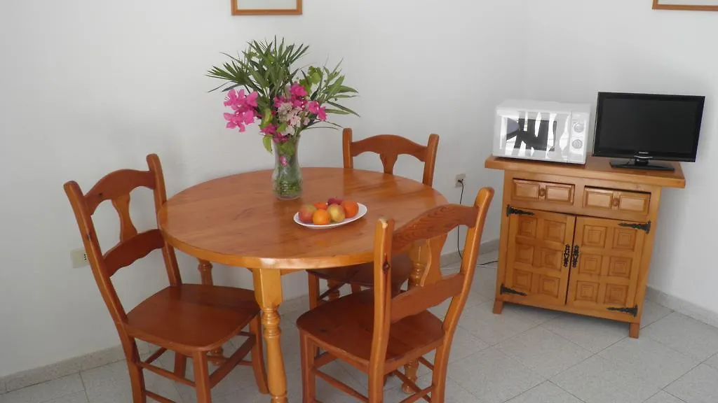 Apartamentos Green Ocean Playa del Ingles  2*, Playa del Ingles (Gran Canaria) Spain